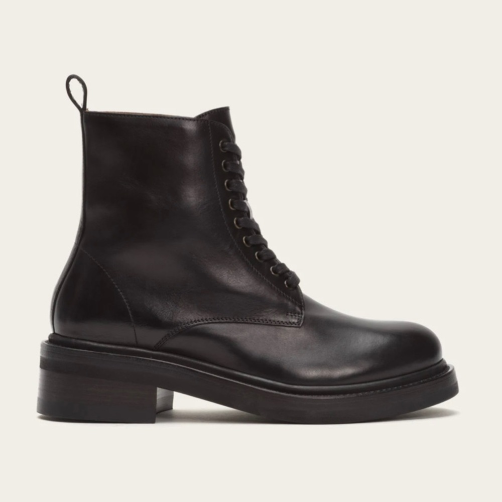 Frye Alice Black Combat Boots size 9- fit like 8.5 - Picture 2 of 12